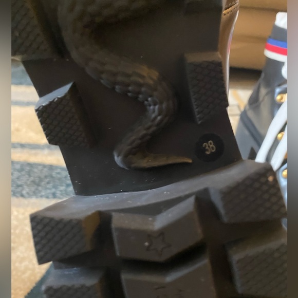 GUCCI COMBAT BOOTS - Picture 10 of 10